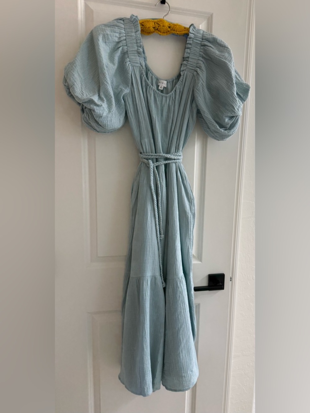 Mable Dylan gauze tiered midi dress belted pockets! puff sleeves